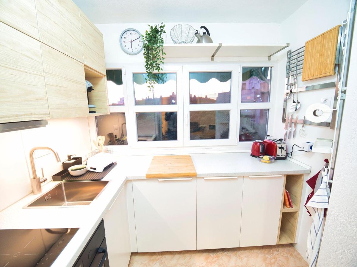 Atico Azalea - Corazon Del Carmen, Doble Balcon, Wifi Apartment
